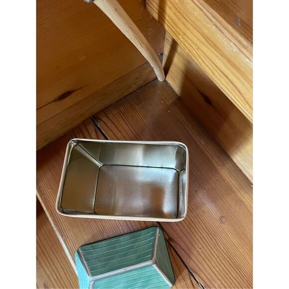 Vintage Coca Cola 1994 Charlie’s Grocery Store Collectible Tin Box Container - Picture 5 of 5